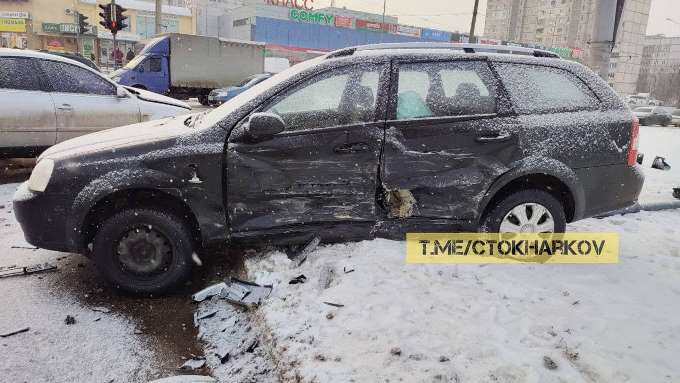 ДТП Харьков: на Салтовке разбились Chevrolet и Volkswagen